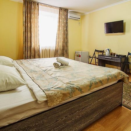 Hotel Bereket Astana Zewnętrze zdjęcie